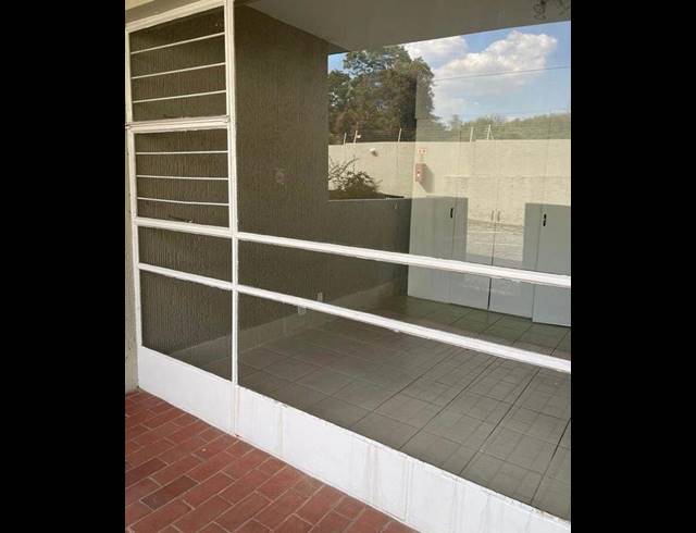 3 BEDROOM TOWNHOUSE FOR SALE IN BRAMLEY PARK